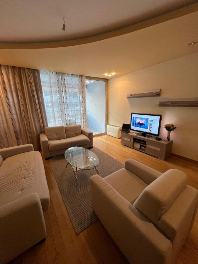 'M&M' Two Bedroom Apartment In Center Of 부드바 외부 사진