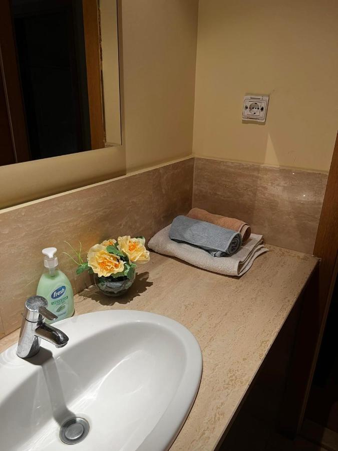 'M&M' Two Bedroom Apartment In Center Of 부드바 외부 사진